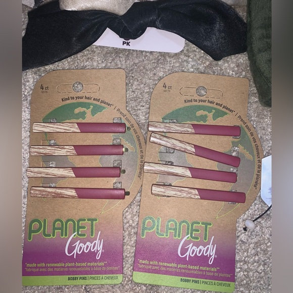 NWT. 6 item accessories bundle. - Picture 4 of 6